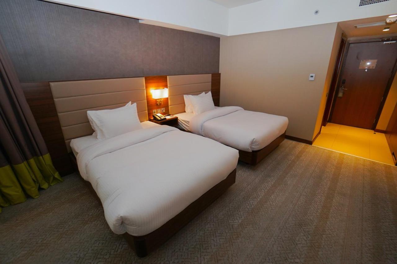 The Grand Lux Hotel 도하 외부 사진 Deluxe room