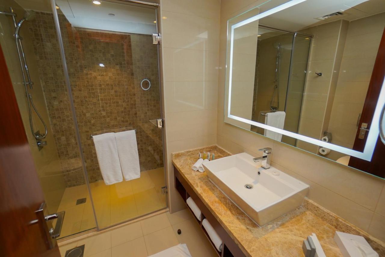 The Grand Lux Hotel 도하 외부 사진